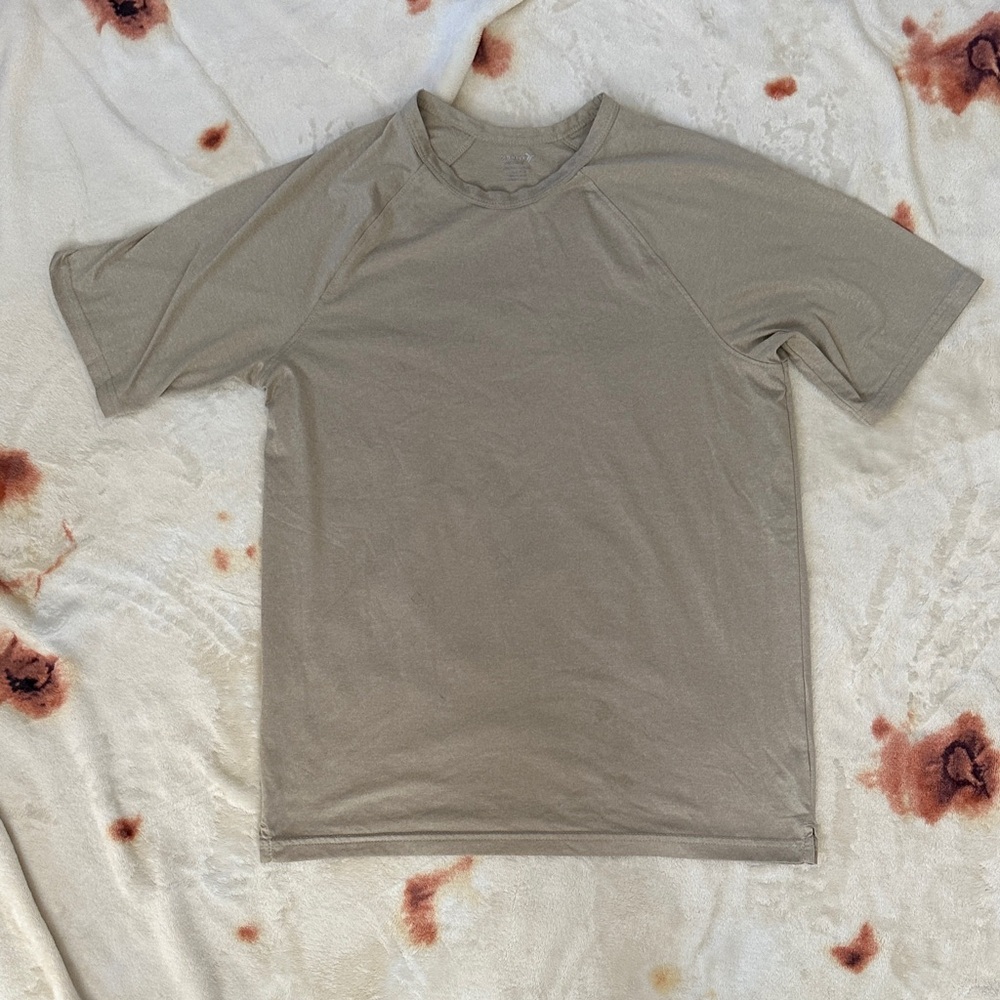 Old Navy boys Tan Short Sleeve Tee